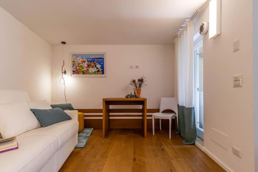 Cconforthotels Appartamento Domus Venezia Bari Buitenkant foto